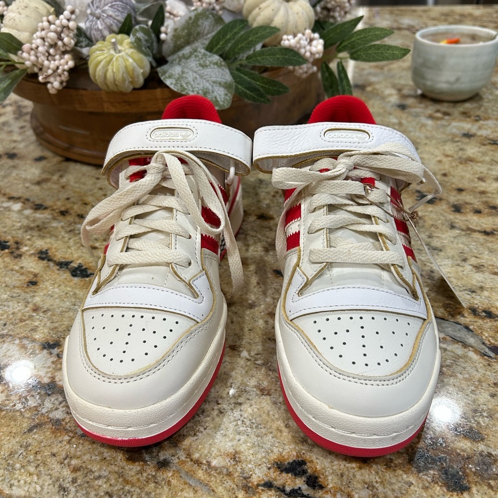 Adidas original forum 84 low sneakers. New with tags! - Picture 2 of 4